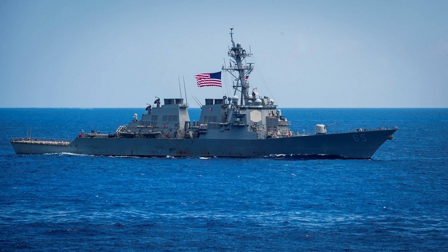 US Sails Ship Through South China Sea Despite Beijing’s New Notification Law US Sails Ship Through South China Sea Despite Beijing’s New Notification Law