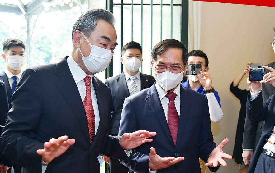 Vietnamese Leaders Welcome Chinese FM, Stress Need To Well Control Sea Disagreements Vietnamese Leaders Welcome Chinese FM, Stress Need To Well Control Sea Disagreements