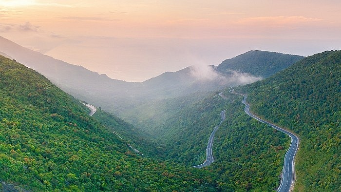Best Costal Roads in Vietnam Best Costal Roads in Vietnam