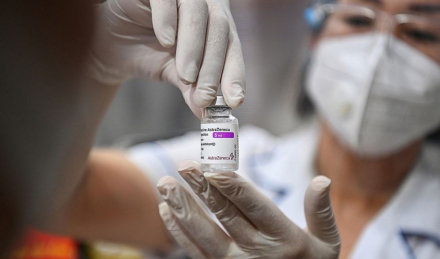 Vietnam Covid-19 Updates (Nov. 15): Hanoi Shortens Time Between Two AstraZeneca Jabs Vietnam Covid-19 Updates (Nov. 15): Hanoi Shortens Time Between Two AstraZeneca Jabs