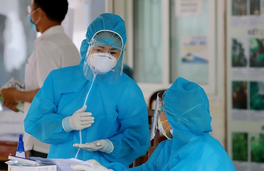 Vietnam Covid-19 Updates (Nov. 15): Hanoi Shortens Time Between Two AstraZeneca Jabs Vietnam Covid-19 Updates (Nov. 15): Hanoi Shortens Time Between Two AstraZeneca Jabs