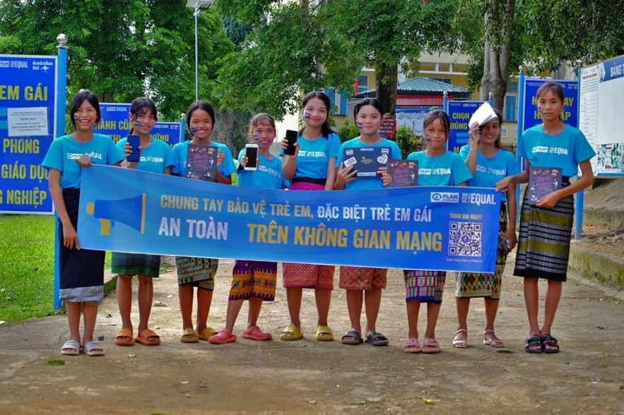 International Day of the Girl Child: NGO Works to Raise Awareness on Digital Safety