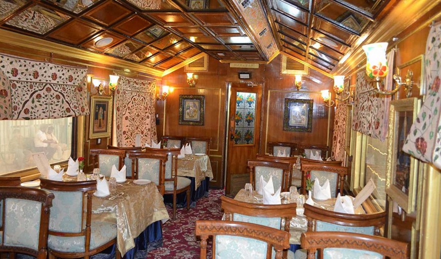 undefined Vietnam's Scenic Train Named in Asian Top 6 Train Journeys for Food, Scenery, Culture