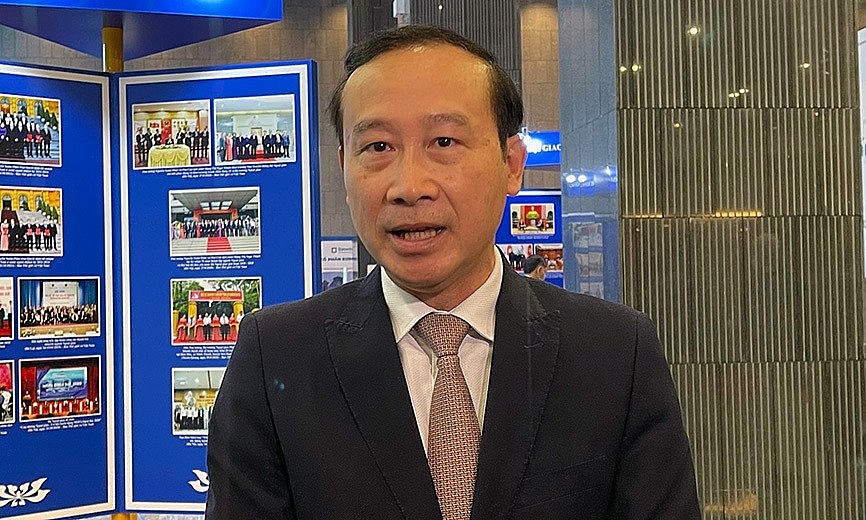 Vietnamese Ambassadors Share Secrets to National Vaccine Diplomacy's Success Vietnamese Ambassadors Share Secrets to National Vaccine Diplomacy's Success