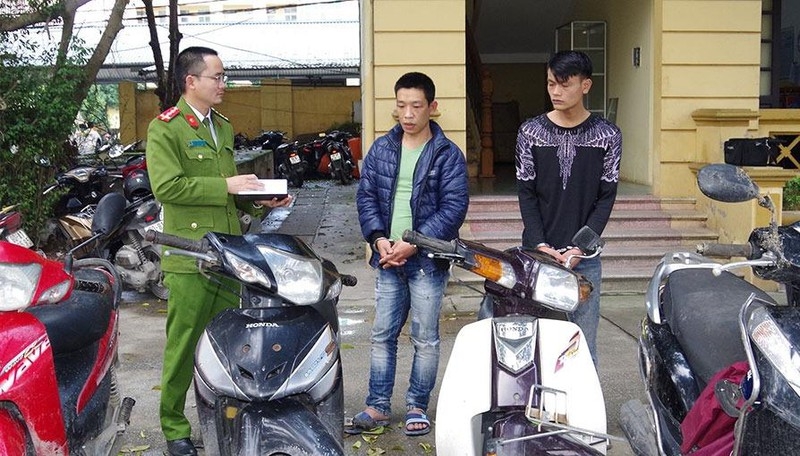 Tin pháp luật 24h nóng nhất hôm nay (17/2): Bắt băng cướp tuổi vị thành niên ở miền Tây tin phap luat nong nhat hom nay 172 bat bang cuop tuoi vi thanh nien o mien tay