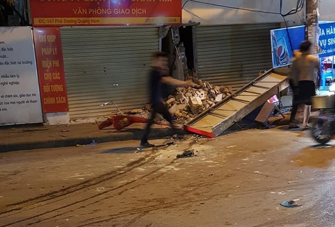tin tuc trong ngay 23 moi nhat phat hien thi the hai tre nho duoi ho nuoc sau nha