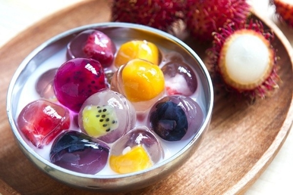Loạt món ngon giải nhiệt từ hoa quả hấp dẫn du khách đến Hà Nội cac mon giai nhiet tu hoa qua hap dan du khach den ha noi