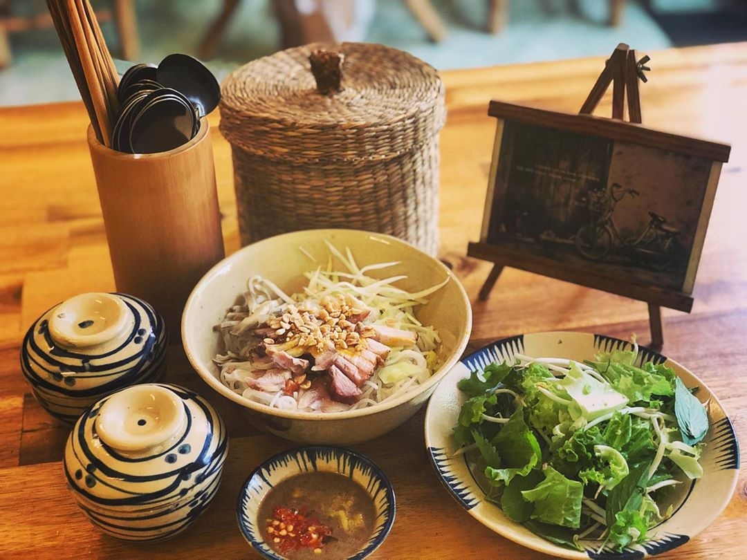 Bún mắm nêm và những món ngon nổi tiếng của miền Trung bun mam nem va nhung mon ngon noi tieng cua mien trung