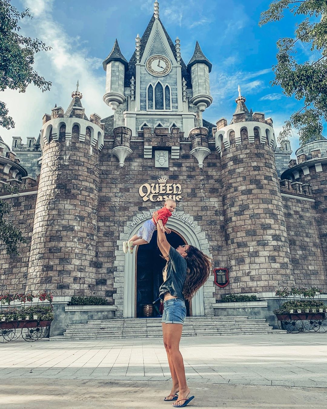Khám phá đảo ngọc Phú Quốc - thiên đường du lịch biển của Việt Nam phu quoc co dia diem an choi gi ma gioi tre me tit den vay