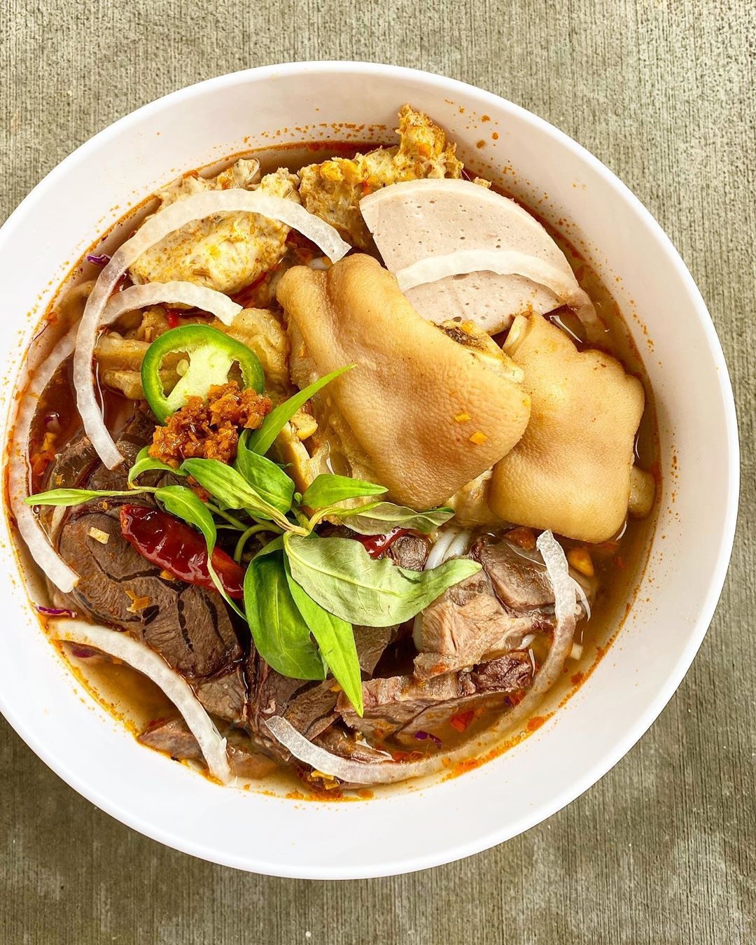 ha noi hue tphcm thien duong am thuc o viet nam voi nhung mon an thu hut khach du lich