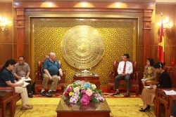 cuu binh my gui 504 bong hong tuong niem 504 thuong dan son my quang ngai