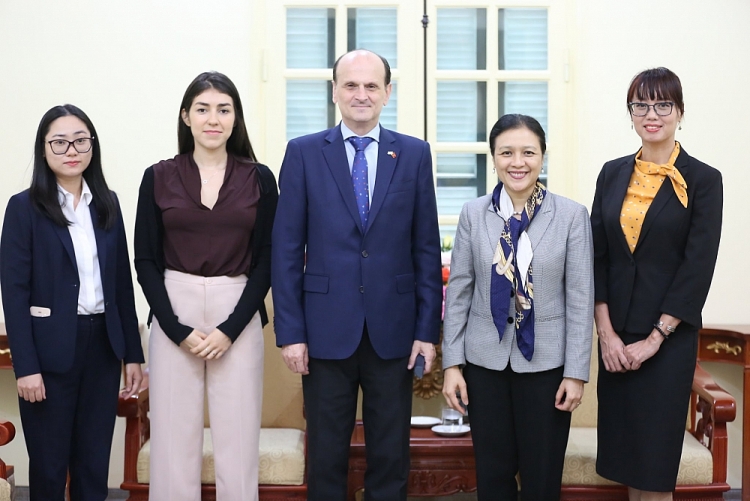 Đại sứ Luis Pablo Maria Beltramino: mong muốn thúc đẩy thương mại, giao lưu nhân dân Việt Nam-Argentina Đại sứ Luis Pablo Maria Beltramino: mong muốn thúc đẩy thương mại, giao lưu nhân dân Việt Nam-Argentina