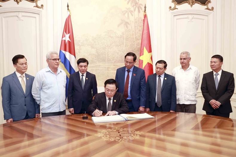 Tạo xung lực mới cho quan hệ đoàn kết hữu nghị đặc biệt Việt Nam-Cuba Tạo xung lực mới cho quan hệ đoàn kết hữu nghị đặc biệt Việt Nam-Cuba ảnh 1