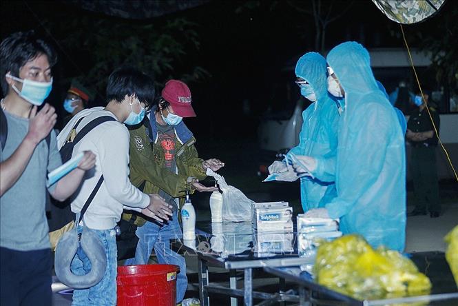 Việt Nam ghi nhận thêm 1 ca mắc mới COVID-19, là hành khách từ Nga về đã được cách ly Việt Nam ghi nhận thêm 1 ca mắc mới COVID-19, là hành khách từ Nga về đã được cách ly