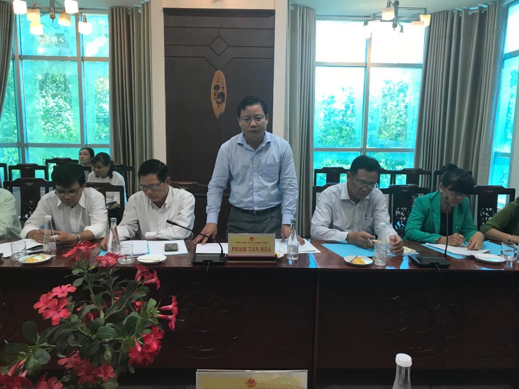long an mong kho khan duoc thao go de tang cuong hoat dong doi ngoai nhan dan