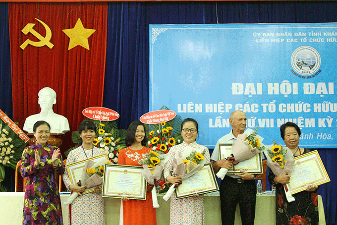 undefined 4733 4