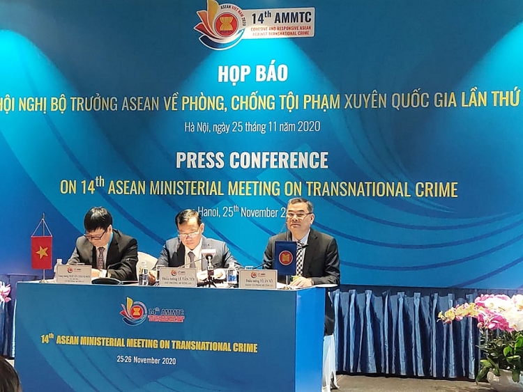 Vì COVID-19, AMMTC lần đầu tiên trong lịch sử tổ chức bằng hình thức trực tuyến Vì COVID-19, AMMTC lần đầu tiên trong lịch sử tổ chức bằng hình thức trực tuyến