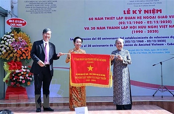 Kỷ niệm 60 năm thiết lập quan hệ ngoại giao Việt Nam - Cuba Kỷ niệm 60 năm thiết lập quan hệ ngoại giao Việt Nam - Cuba