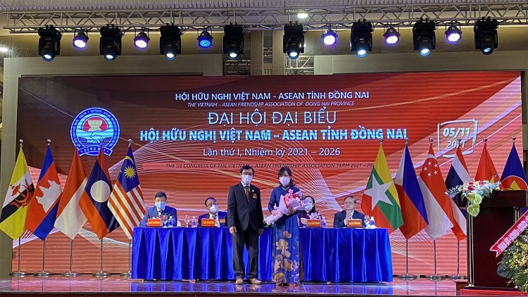 Ra mắt Ban chấp hành Hội hữu nghị Việt Nam – ASEAN tỉnh Đồng Nai khóa I Ra mắt Ban chấp hành Hội hữu nghị Việt Nam – ASEAN tỉnh Đồng Nai khóa I
