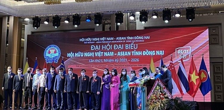 Ra mắt Ban chấp hành Hội hữu nghị Việt Nam – ASEAN tỉnh Đồng Nai khóa I Ra mắt Ban chấp hành Hội hữu nghị Việt Nam – ASEAN tỉnh Đồng Nai khóa I