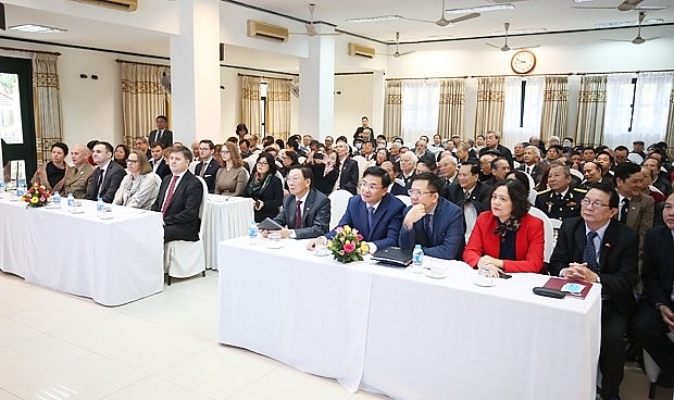 70 năm thiết lập quan hệ ngoại giao Việt Nam - Ba Lan: hồi tưởng về quá khứ và tiến tới tương lai 70 năm thiết lập quan hệ ngoại giao Việt Nam - Ba Lan: hồi tưởng về quá khứ và tiến tới tương lai