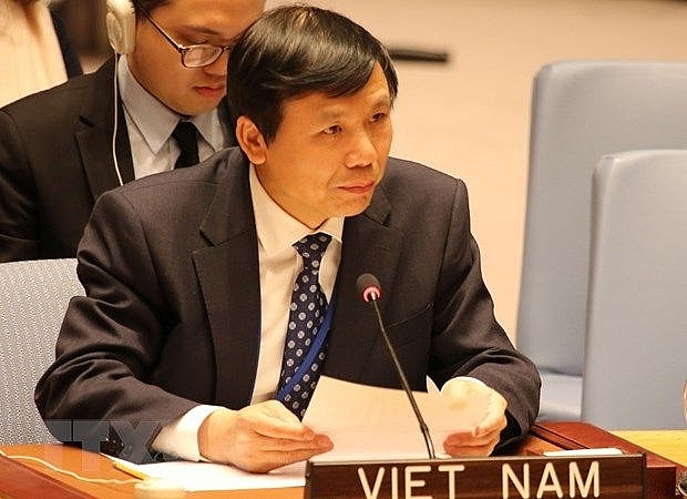 Việt Nam đề xuất, thương lượng và thúc đẩy thành công Đại hội đồng LHQ thông qua Nghị quyết hợp tác LHQ-ASEAN Việt Nam đề xuất, thương lượng và thúc đẩy thành công Đại hội đồng LHQ thông qua Nghị quyết hợp tác LHQ-ASEAN