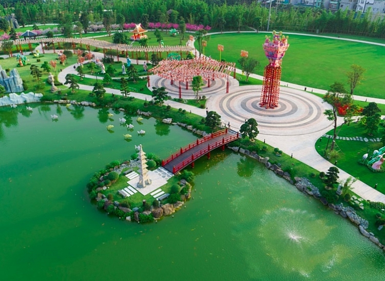 Vinhomes là doanh nghiệp bất động sản duy nhất được Forbes vinh danh Top 5 Thương hiệu dẫn đầu Việt Nam Vinhomes là doanh nghiệp bất động sản duy nhất được Forbes vinh danh Top 5 Thương hiệu dẫn đầu Việt Nam