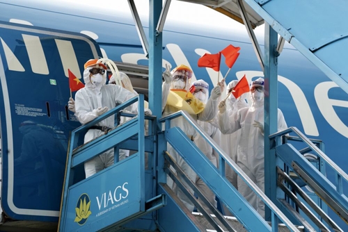 Bảo hộ công dân Việt Nam - góc nhìn nhân quyền trong đại dịch Bảo hộ công dân Việt Nam - góc nhìn nhân quyền trong đại dịch