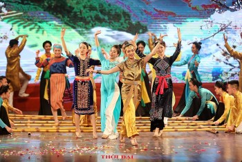 Điện mừng Quốc khánh Thái Lan