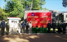 ខេត្ដ Dak Nong ជួយឧបត្ថម្ភស្បៀងអាហារនិងសម្ភារៈបរិក្ខារពេទ្យជូនខេត្តមណ្ឌលគិរី