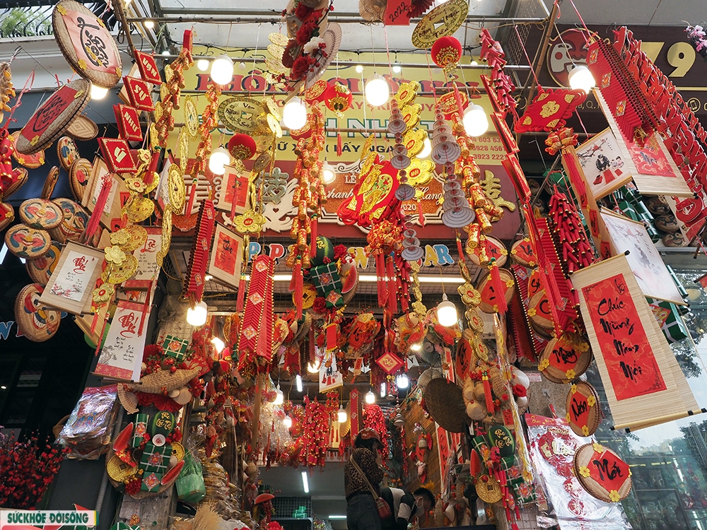 ផ្លូវចាស់នៅរដ្ឋធានី Ha Noi ពោរពេញដោយពណ៌ប្រពៃណី ដើម្បីស្វាគមន៍បុណ្យចូលឆ្នាំថ្មីប្រពៃណីជាតិ ផ្លូវចាស់នៅរដ្ឋធានី Ha Noi ពោរពេញដោយពណ៌ប្រពៃណី ដើម្បីស្វាគមន៍បុណ្យចូលឆ្នាំថ្មីប្រពៃណីជាតិ