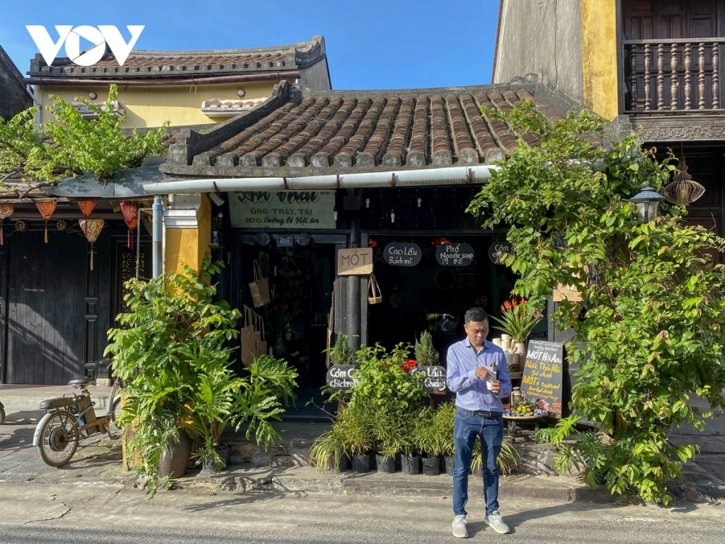 ទិសដៅចំនួនប្រាំដែលសមស្របនឹងភ្ញៀវទេសចរពិសារអាហារបួសនៅប្រទេសវៀតណាម ទិសដៅចំនួនប្រាំដែលសមស្របនឹងភ្ញៀវទេសចរពិសារអាហារបួសនៅប្រទេសវៀតណាម
