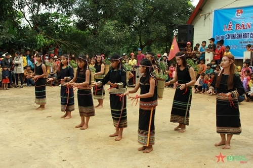 វៀតណាម៖ ជនជាតិ Xo Dang និងសម្រស់នៃពិធីបុណ្យអំណរស្រូវថ្មី