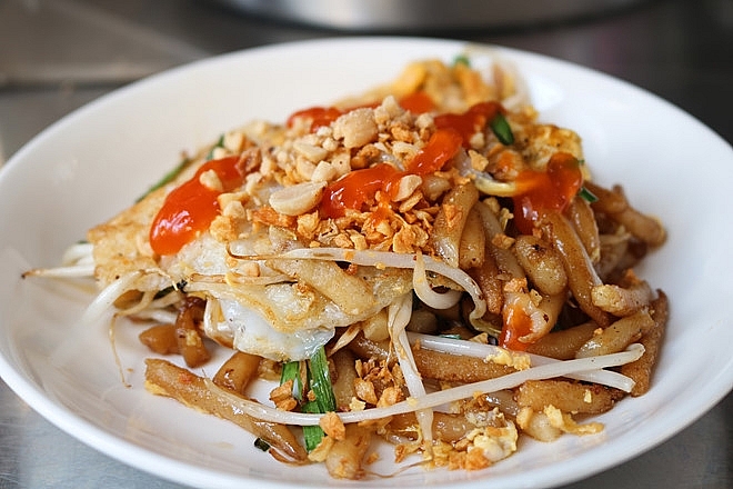 ម្ចាស់ហាងលក់លតឆា អស់រយៈពេល ៤៦ នៅទីក្រុង Ho Chi Minh ម្ចាស់ហាងលក់លតឆា អស់រយៈពេល ៤៦ នៅទីក្រុង Ho Chi Minh