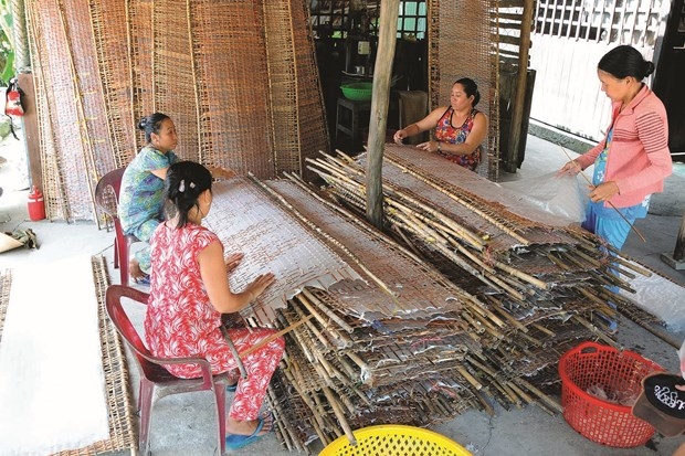 ខេត្ត បាកលៀវ ខិតខំប្រឹងប្រែងកាត់បន្ថយភាពក្រីក្រលើកកម្ពស់ជីវភាពរស់នៅរបស់បងប្អូនជនជាតិ ខេត្ត បាកលៀវ ខិតខំប្រឹងប្រែងកាត់បន្ថយភាពក្រីក្រលើកកម្ពស់ជីវភាពរស់នៅរបស់បងប្អូនជនជាតិ