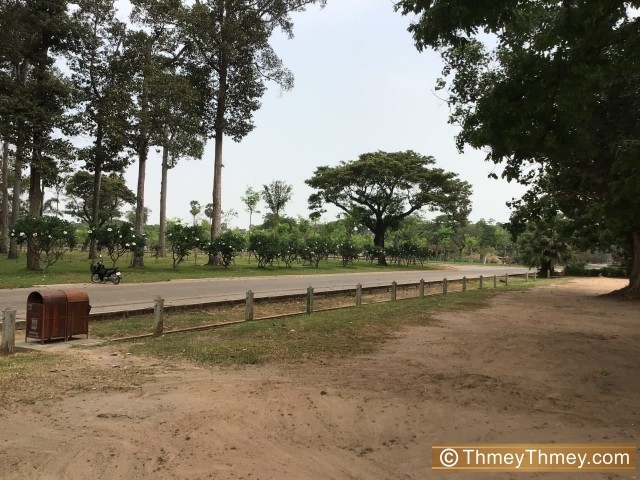ភាពស្ងប់ស្ងាត់នៅអង្គរវត្ត ក្រោយការផ្អាកតំបន់ទេសចរណ៍និងបិទការធ្វើដំណើរឆ្លងខេត្ត