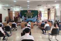 សេចក្តីជូនដំណឹងស្តីពីការចាក់វ៉ាក់សាំងកូវីដ ១៩ សម្រាប់ពលរដ្ឋវៀតណាមដែលរស់នៅនិងធ្វើការ នៅប្រទេសកម្ពុជា អ្នកចាក់វ៉ាក់សាំងកូវីដ ១៩