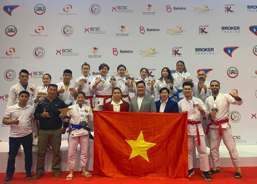 ក្រុមជម្រើសជាតិ Jujitsu វៀតណាមទទួលស្នាដៃជាច្រើននៅពានរង្វាន់អាស៊ី
