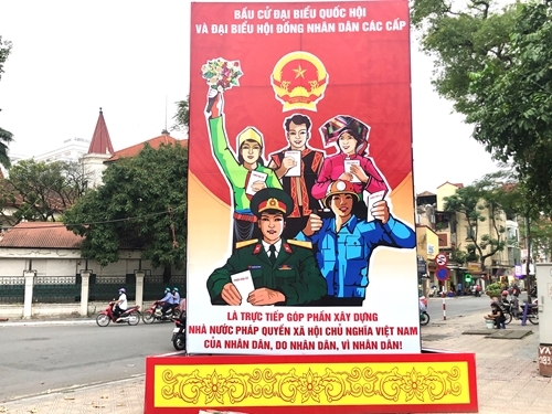 ទីក្រុងហាណូយបានតុបតែងយ៉ាងស្អាតដើម្បីស្វាគមន៍ថ្ងៃបោះឆ្នោត ទីក្រុងហាណូយបានតុបតែងយ៉ាងស្អាតដើម្បីស្វាគមន៍ថ្ងៃបោះឆ្នោត
