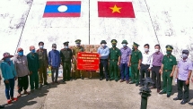 ខេត្ត Thua Thien Hue ឧបត្ថម្ភគ្រឿងបរិភោក ឧបភោគដែលមានតំលៃជាង ១ ពាន់លានដុងសម្រាប់ខេត្តចំនួនពីរគឺ Salavan និង Se Kong (នៃប្រទេសឡាវ)