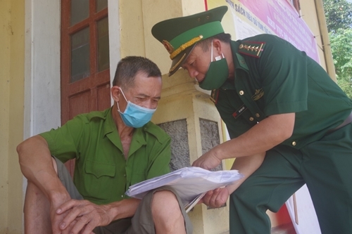 ផ្សព្វផ្សាយច្បាប់ដល់ប្រជាពលរដ្ឋនៅតាមតំបន់ព្រំដែន ផ្សព្វផ្សាយច្បាប់ដល់ប្រជាពលរដ្ឋនៅតាមតំបន់ព្រំដែន