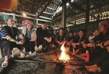 លើកកំពស់ជីវភាពរស់នៅ និងអភិរក្សវប្បធម៌របស់ជនជាតិ Lo Lo