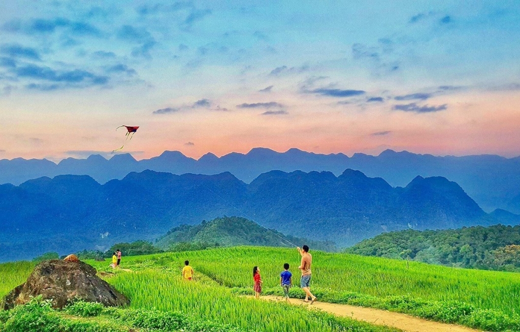 បទពិសោធន៍ ៣យ៉ាង ដើម្បីជៀសផុតពីថ្ងៃក្តៅនៃរដូវក្តៅនៅ Pu Luong បទពិសោធន៍ ៣យ៉ាង ដើម្បីជៀសផុតពីថ្ងៃក្តៅនៃរដូវក្តៅនៅ Pu Luong