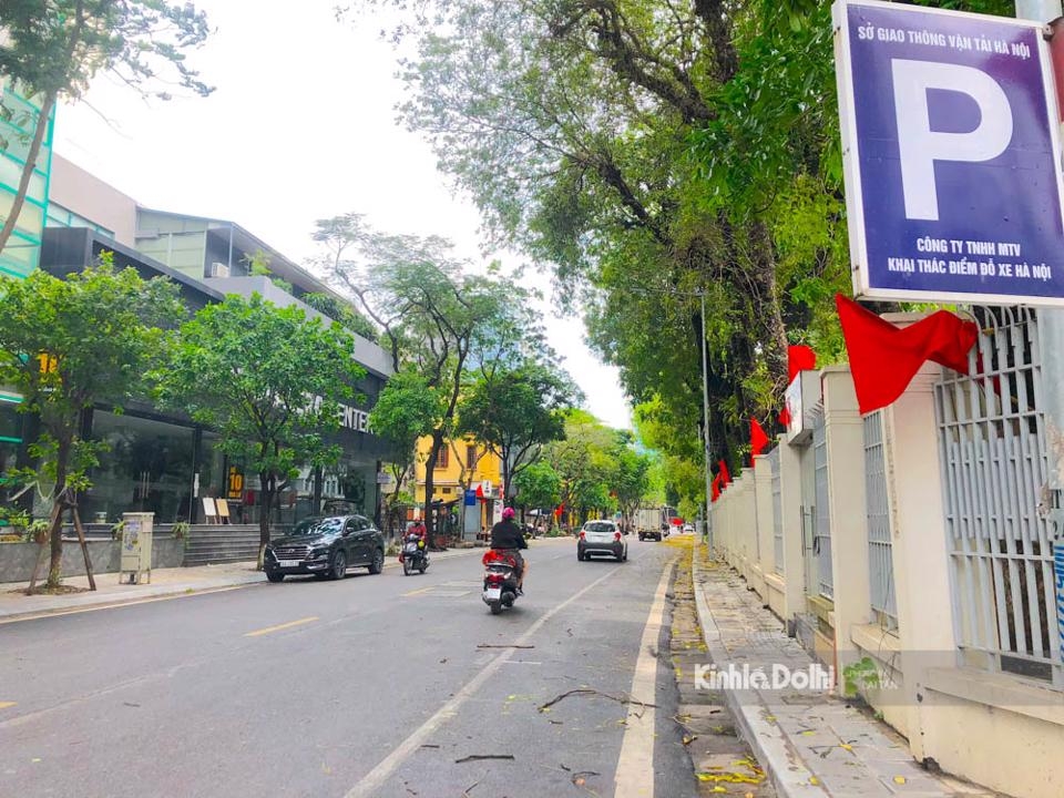 សំបុត្រស្នេហារបស់ភ្ញៀវបរទេសម្នាក់ «ធ្លាក់ក្នុងអន្លង់ស្នេហ៍» ជាមួយរដ្ឋធានី Ha Noi៖ ភាពទាក់ទាញពិបាកទប់ចិត្តបាន សំបុត្រស្នេហារបស់ភ្ញៀវបរទេសម្នាក់ «ធ្លាក់ក្នុងអន្លង់ស្នេហ៍» ជាមួយរដ្ឋធានី Ha Noi៖ ភាពទាក់ទាញពិបាកទប់ចិត្តបាន