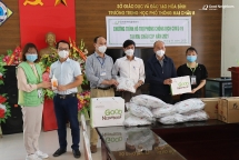 GNI ផ្តល់សម្ភរៈនិងបរិក្ខារពេទ្យសម្រាប់ការប្រយុទ្ធប្រឆាំងនឹងជំងឺកូវីដ-១៩ ដល់សាលាចំនួន ៦ នៅស្រុក Mai Chau (ខេត្តHoa Binh)