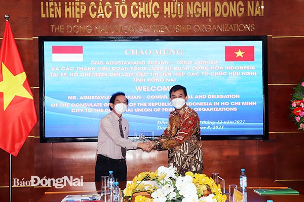 ពង្រឹងសកម្មភាពផ្លាស់ប្តូរវប្បធម៌រវាងវៀតណាម និងឥណ្ឌូនេស៊ី ពង្រឹងសកម្មភាពផ្លាស់ប្តូរវប្បធម៌រវាងវៀតណាម និងឥណ្ឌូនេស៊ី