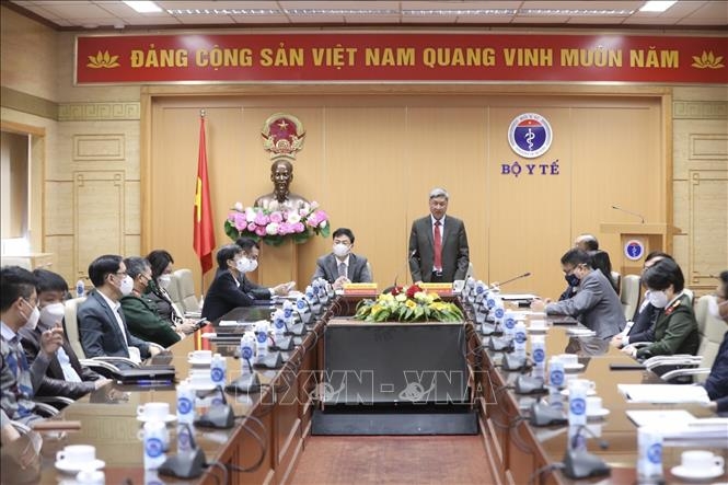 ក្រសួងសុខាភិបាល អំពាវនាវប្រជាពលរដ្ឋទៅចាក់វ៉ាក់សាំងកូវីដ-១៩ ក្រសួងសុខាភិបាល អំពាវនាវប្រជាពលរដ្ឋទៅចាក់វ៉ាក់សាំងកូវីដ-១៩