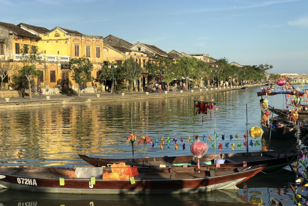 ឆ្នេរសមុទ្រស្អាតបំផុតនៅភាគកណ្តាលនៃប្រទេសមិនអាចរំលងបានទេ ក្នុងបុណ្យចូលឆ្នាំថ្មី ឆ្នាំ២០២៣