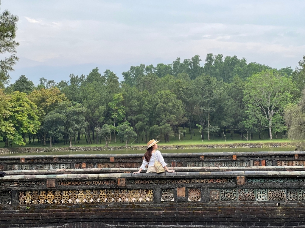 តោះពិសារអ្វី ទៅលេងនៅឯណាក្នុងរយៈពេល ៤ ថ្ងៃនៅទីក្រុង Hue - Da Nang - Hoi An តោះពិសារអ្វី ទៅលេងនៅឯណាក្នុងរយៈពេល ៤ ថ្ងៃនៅទីក្រុង Hue - Da Nang - Hoi An