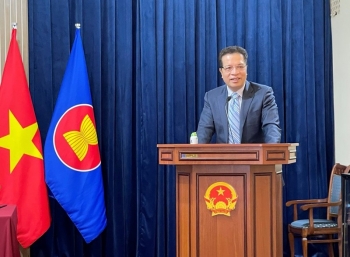 Embassy Holds Meeting with Business Representatives in Russia